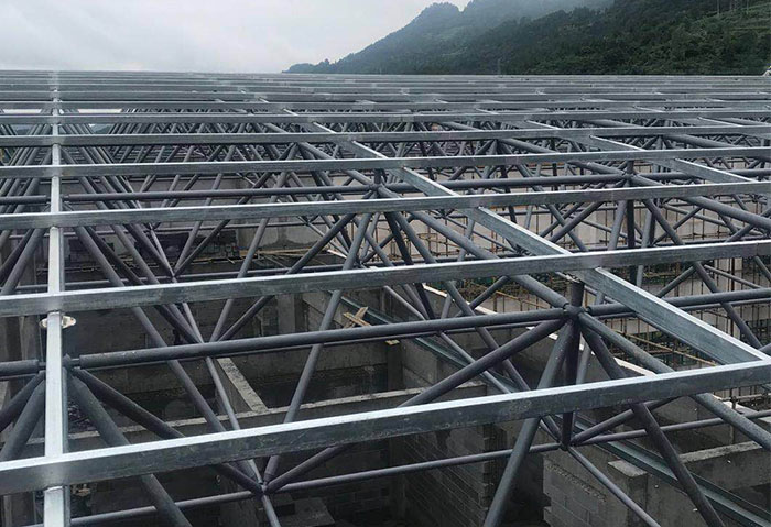 武夷山仁怀冠英学校艺体楼网架